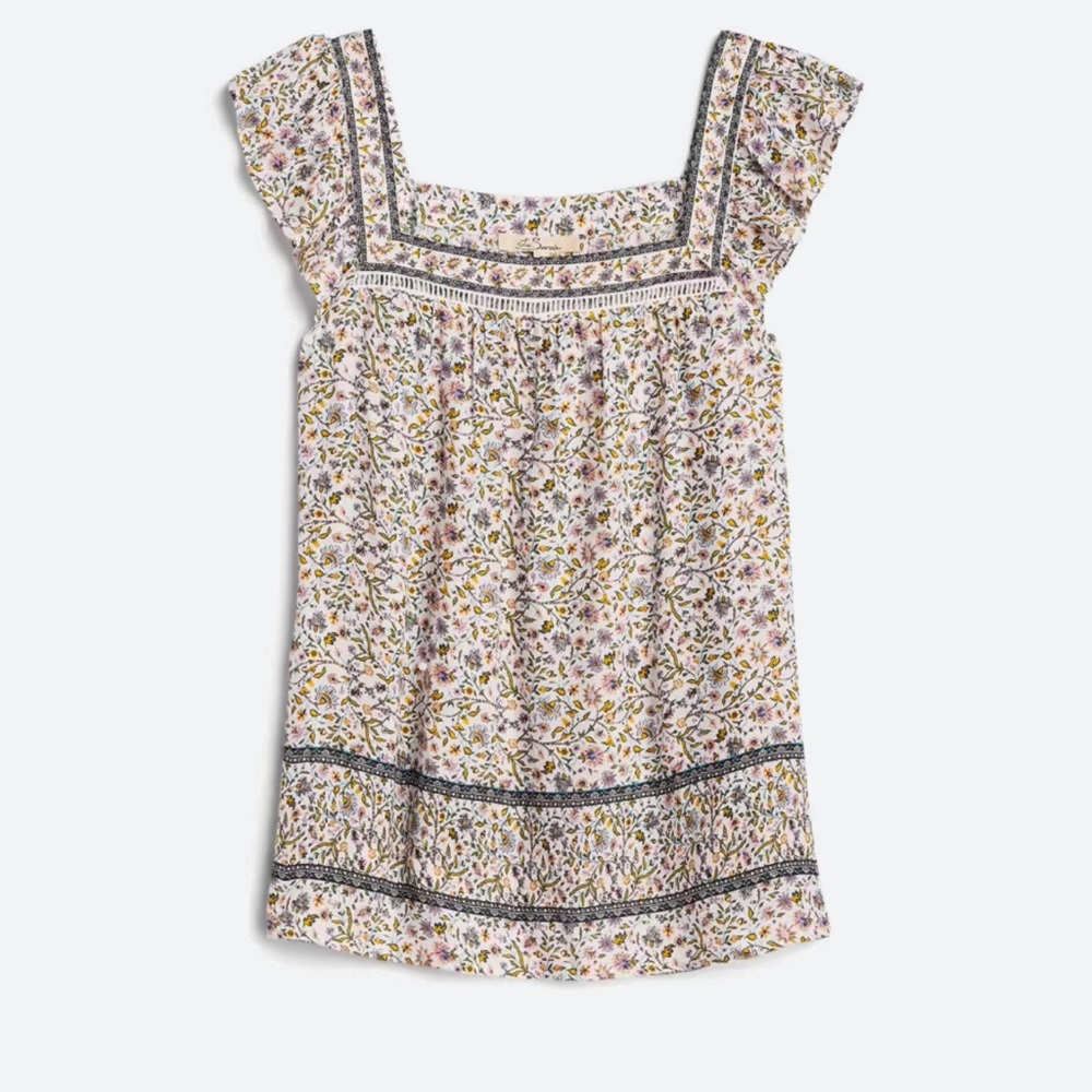 Les Serein// Flutter Sleeve top